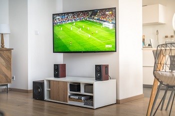 Edifier S350DB reproduktory hnědé dálkový ovladač